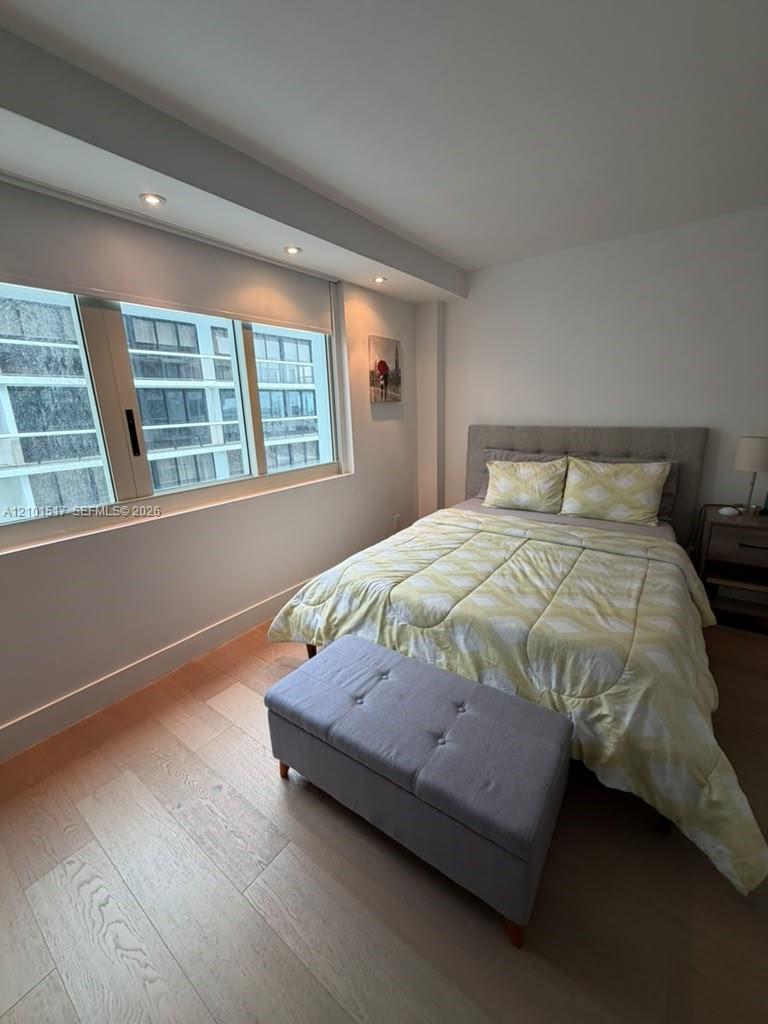 9499 Collins Avenue 907 Property Photo 7