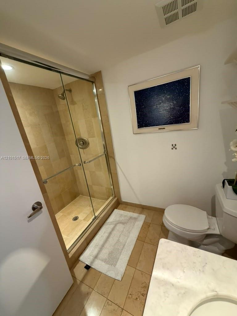 9499 Collins Avenue 907 Property Photo 12