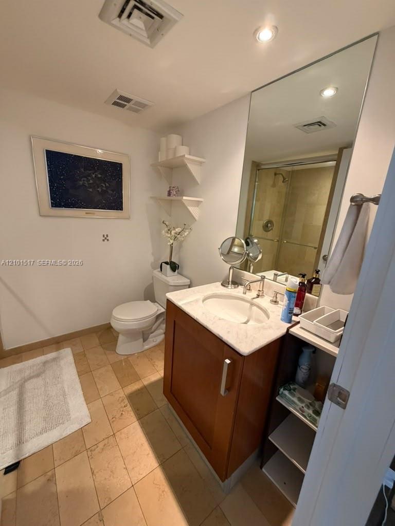 9499 Collins Avenue 907 Property Photo 13