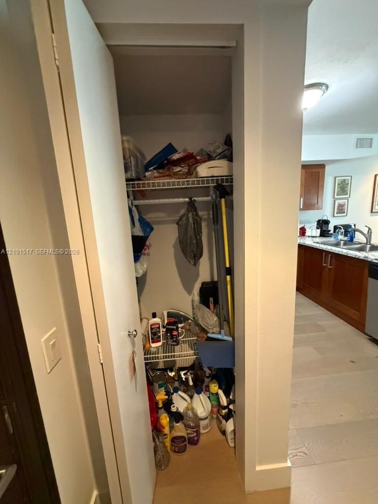 9499 Collins Avenue 907 Property Photo 15