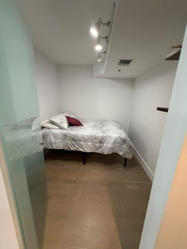 9499 Collins Avenue 907 Property Photo 16