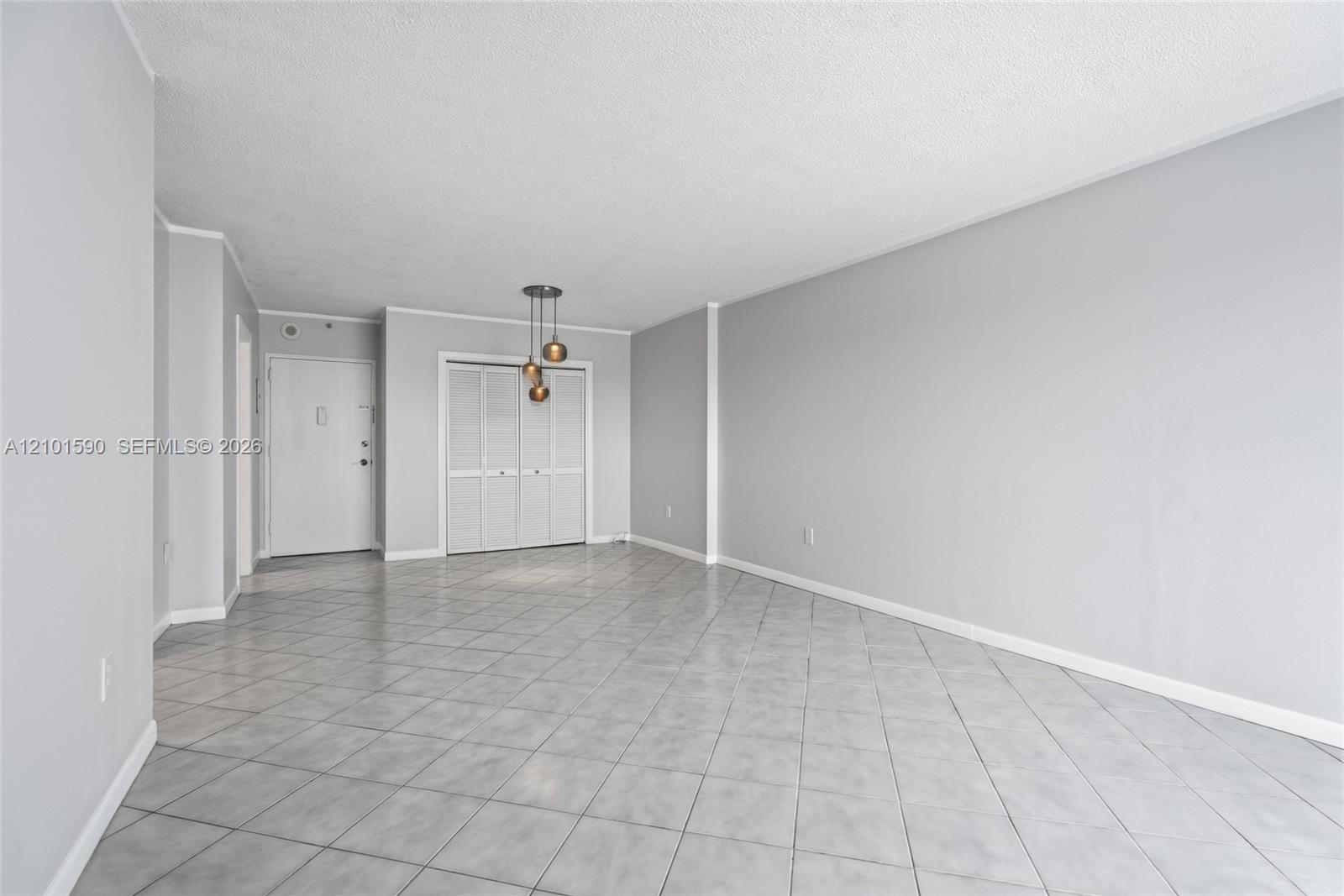 400 Kings Point Drive 1404 Property Photo 13