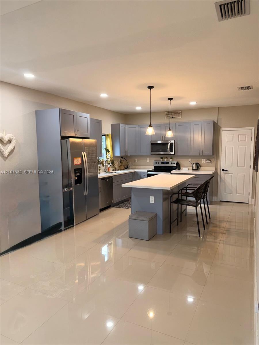 A12101633 Property Photo 1