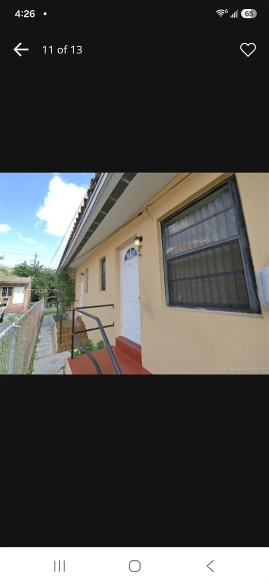 2051 Sw 7th Street Property Photo 5