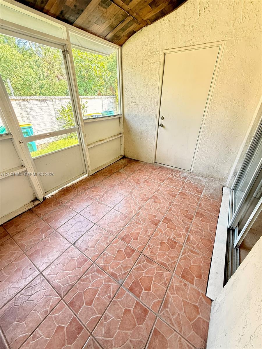 4902 Sw 31st Terrace Property Photo 15