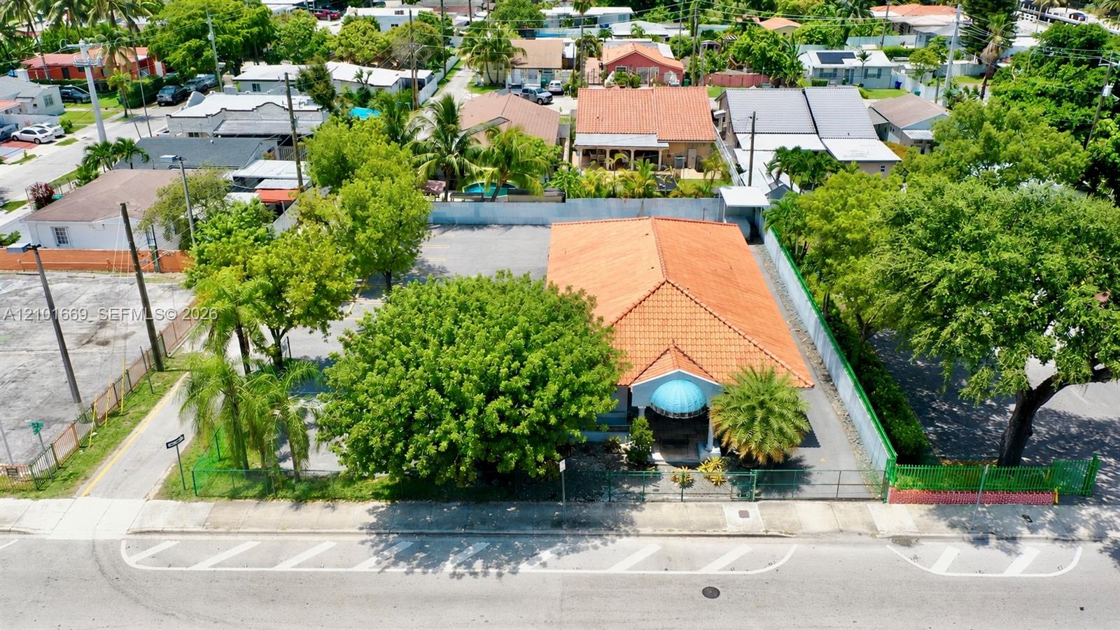 1831 Nw 7th Street Property Photo 2