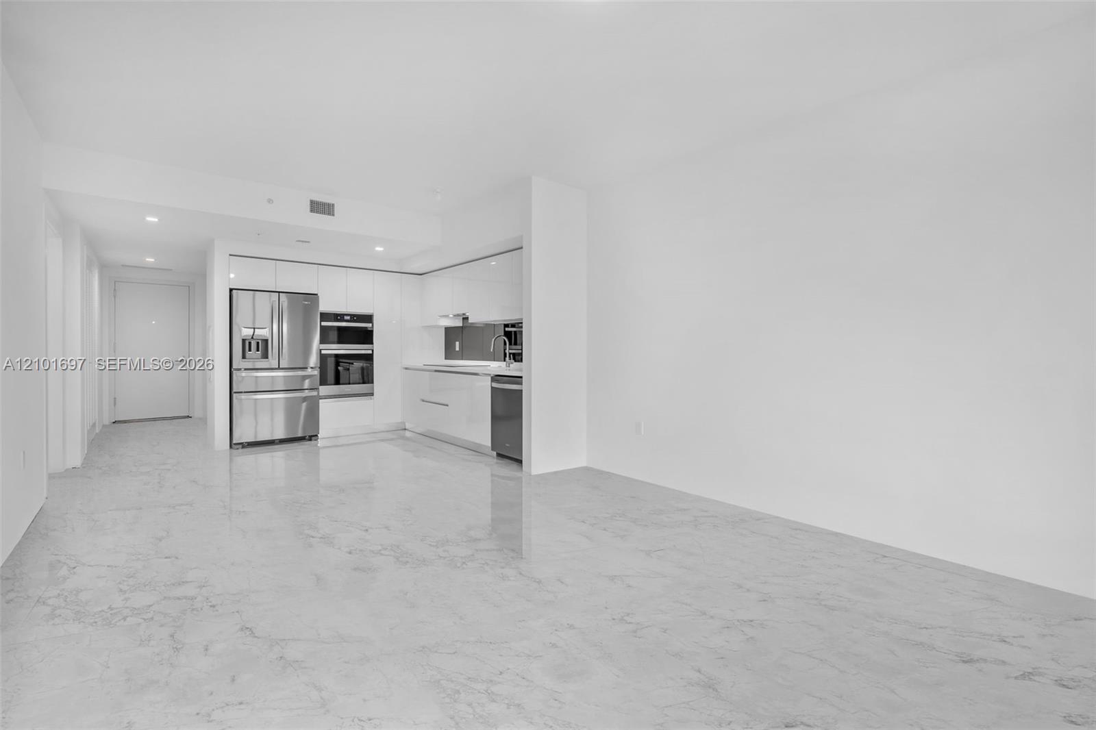 1170 E Hallandale Beach Boulevard 1806 Property Photo 12