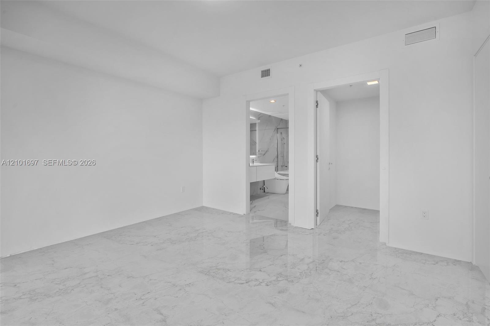 1170 E Hallandale Beach Boulevard 1806 Property Photo 37
