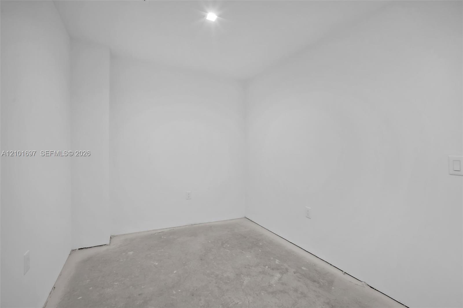 1170 E Hallandale Beach Boulevard 1806 Property Photo 40