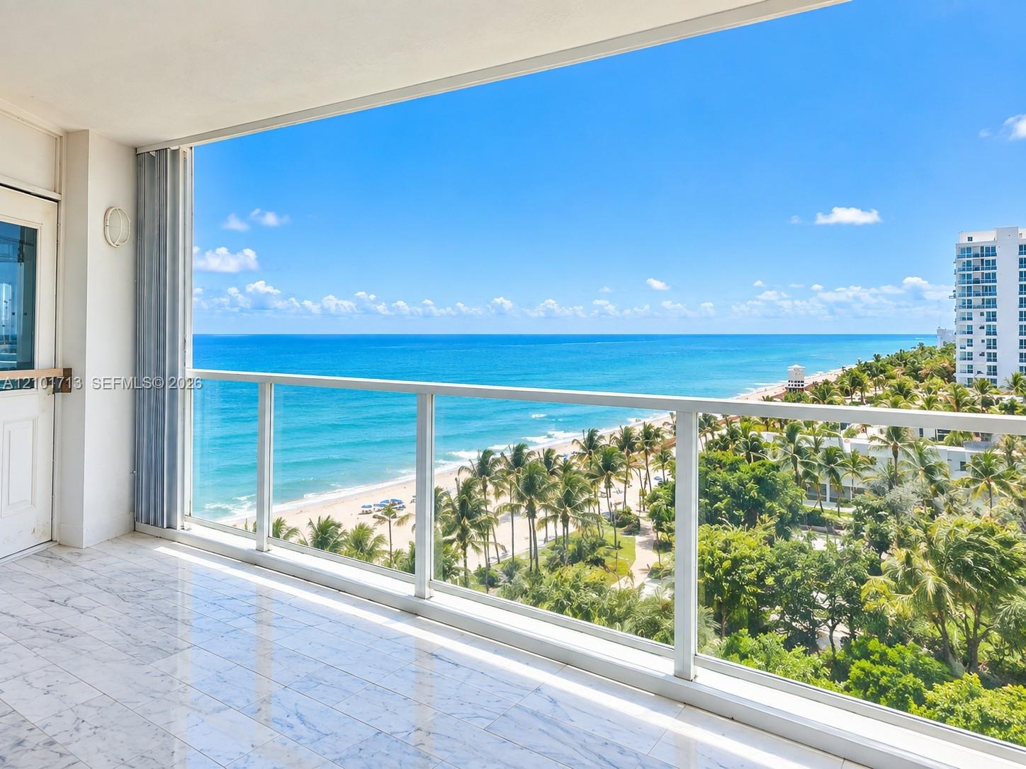2751 S Ocean Drive 806S Property Photo 1