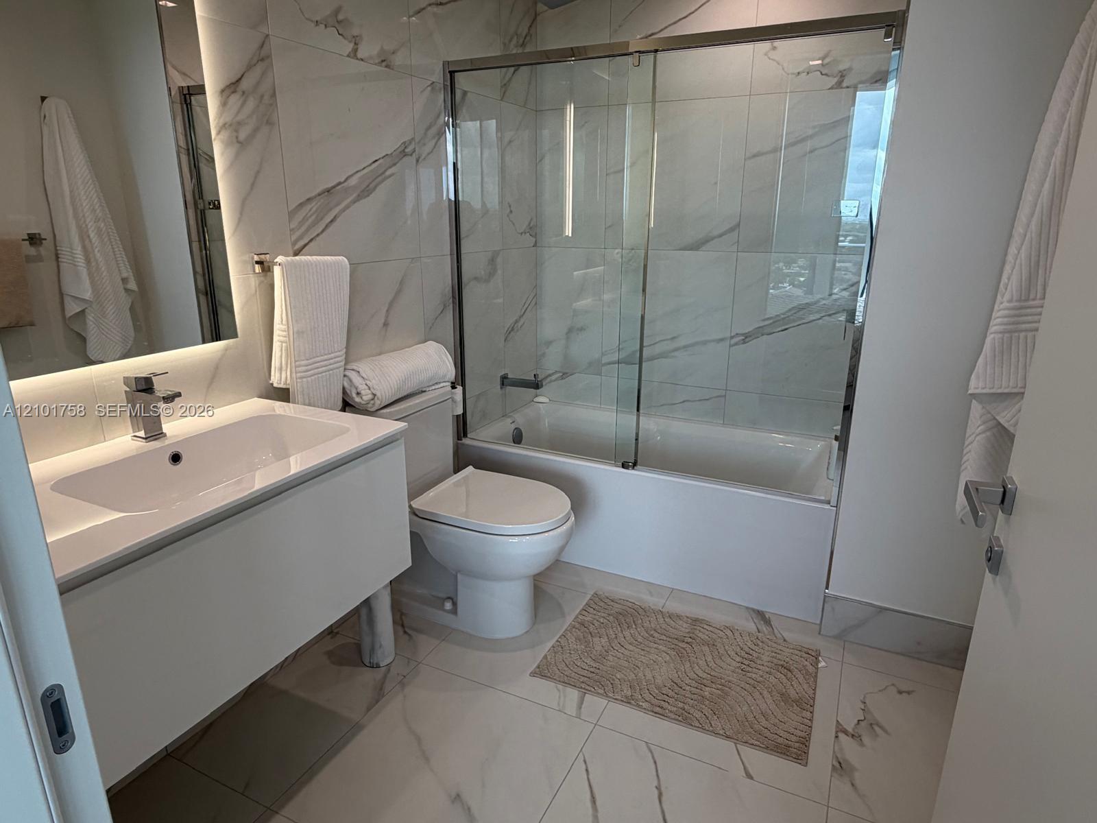 1170 E Hallandale Beach Boulevard 1107 Property Photo 29