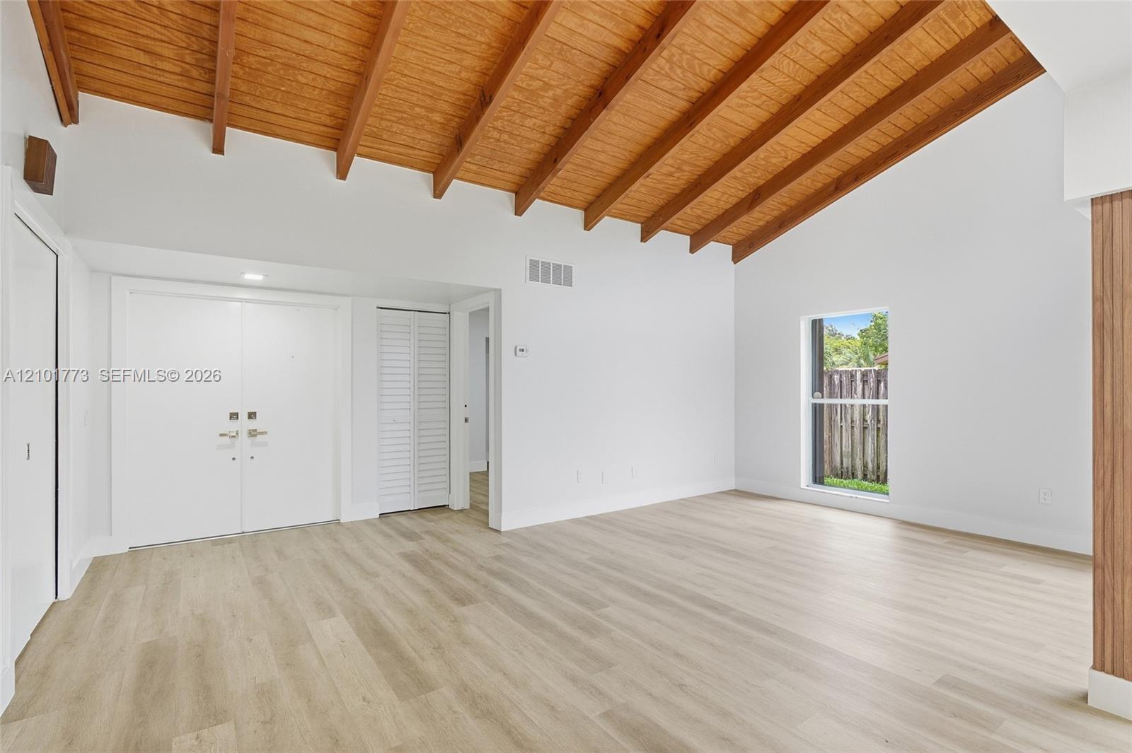 10828 Sw 132nd Cir Court Property Photo 6