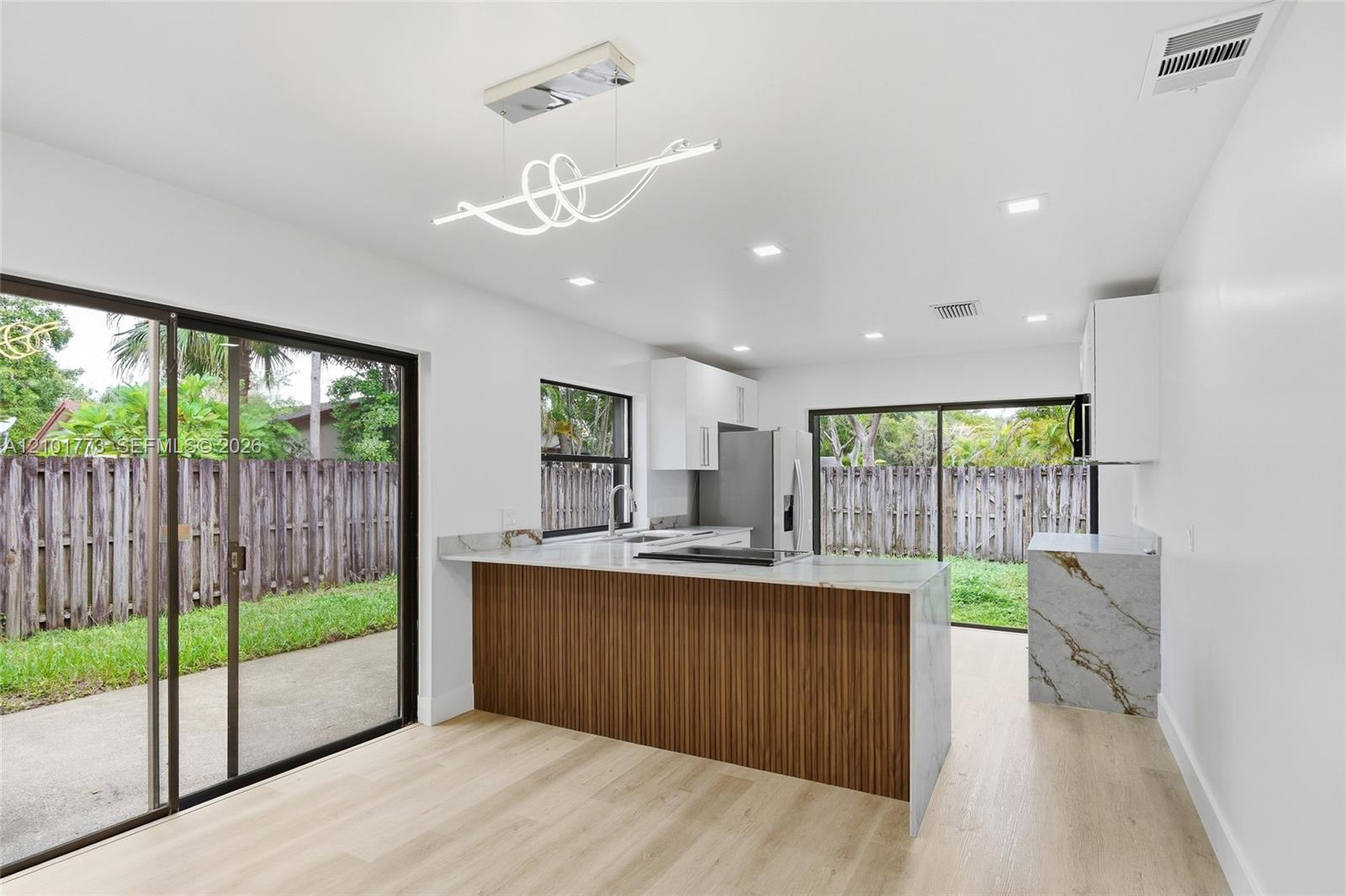 10828 Sw 132nd Cir Court Property Photo 8