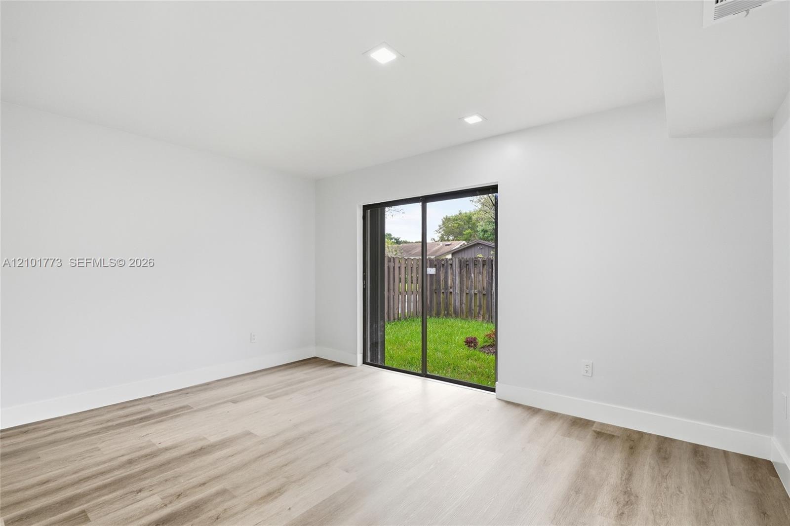 10828 Sw 132nd Cir Court Property Photo 18