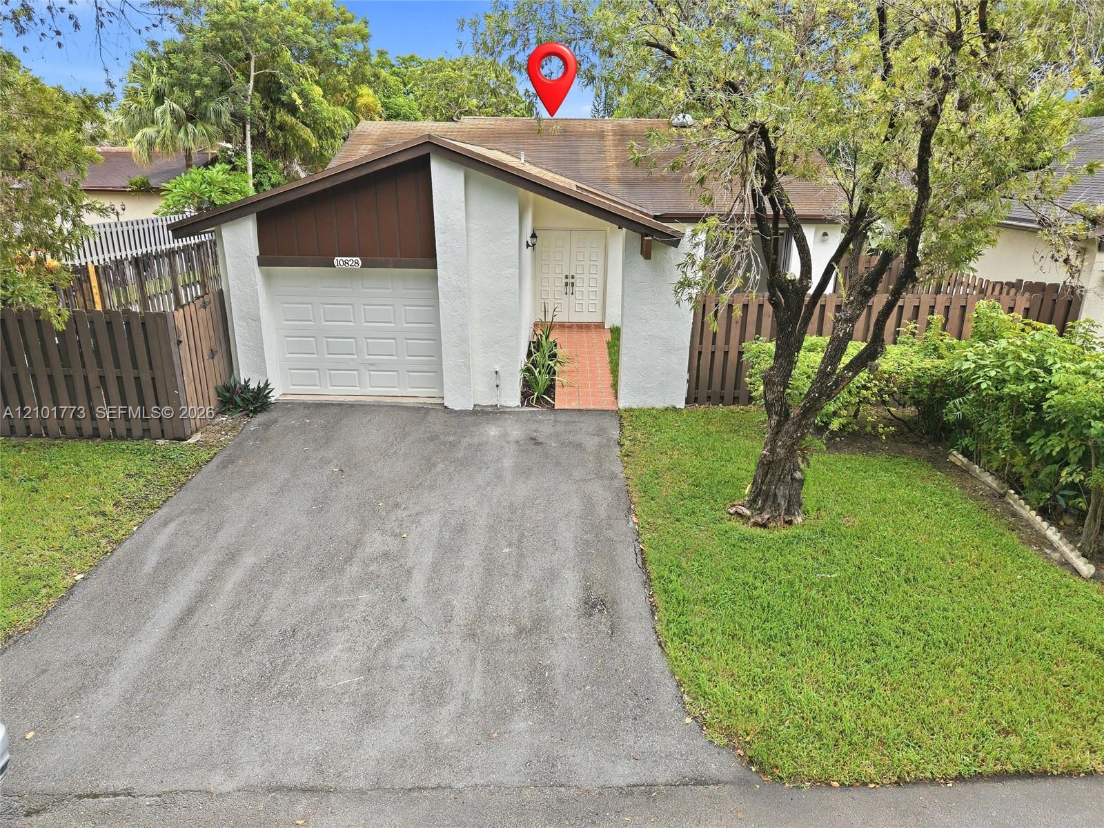 10828 Sw 132nd Cir Court Property Photo 27