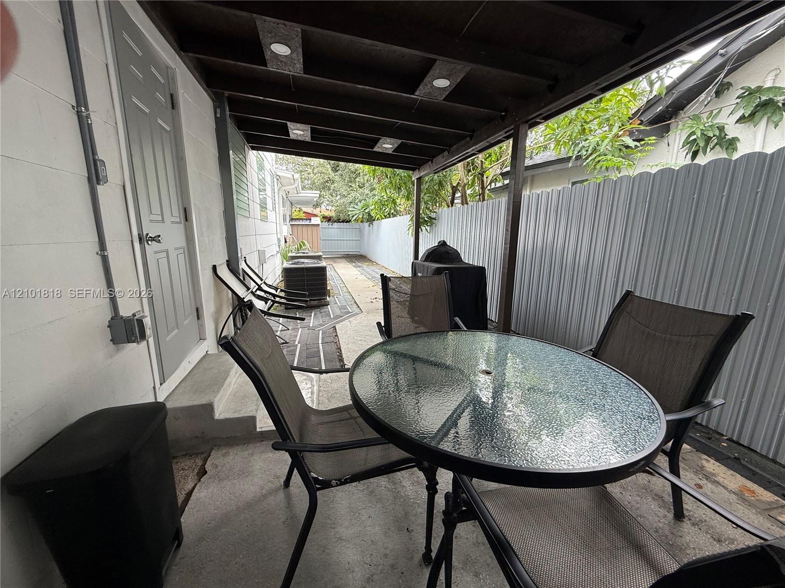 3411 N 12 Street Property Photo 11