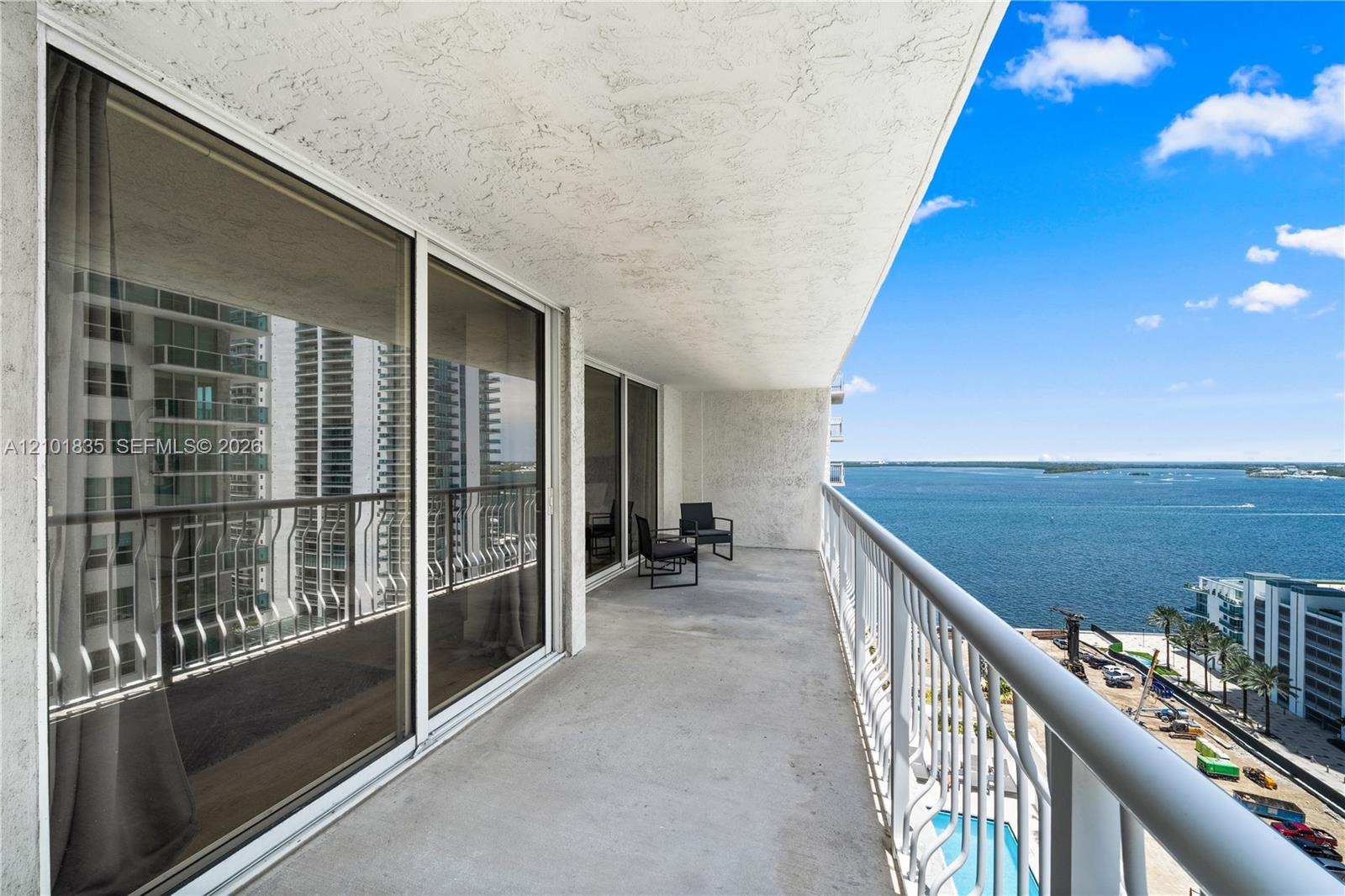 1200 Brickell Bay Drive 1907 Property Photo 17