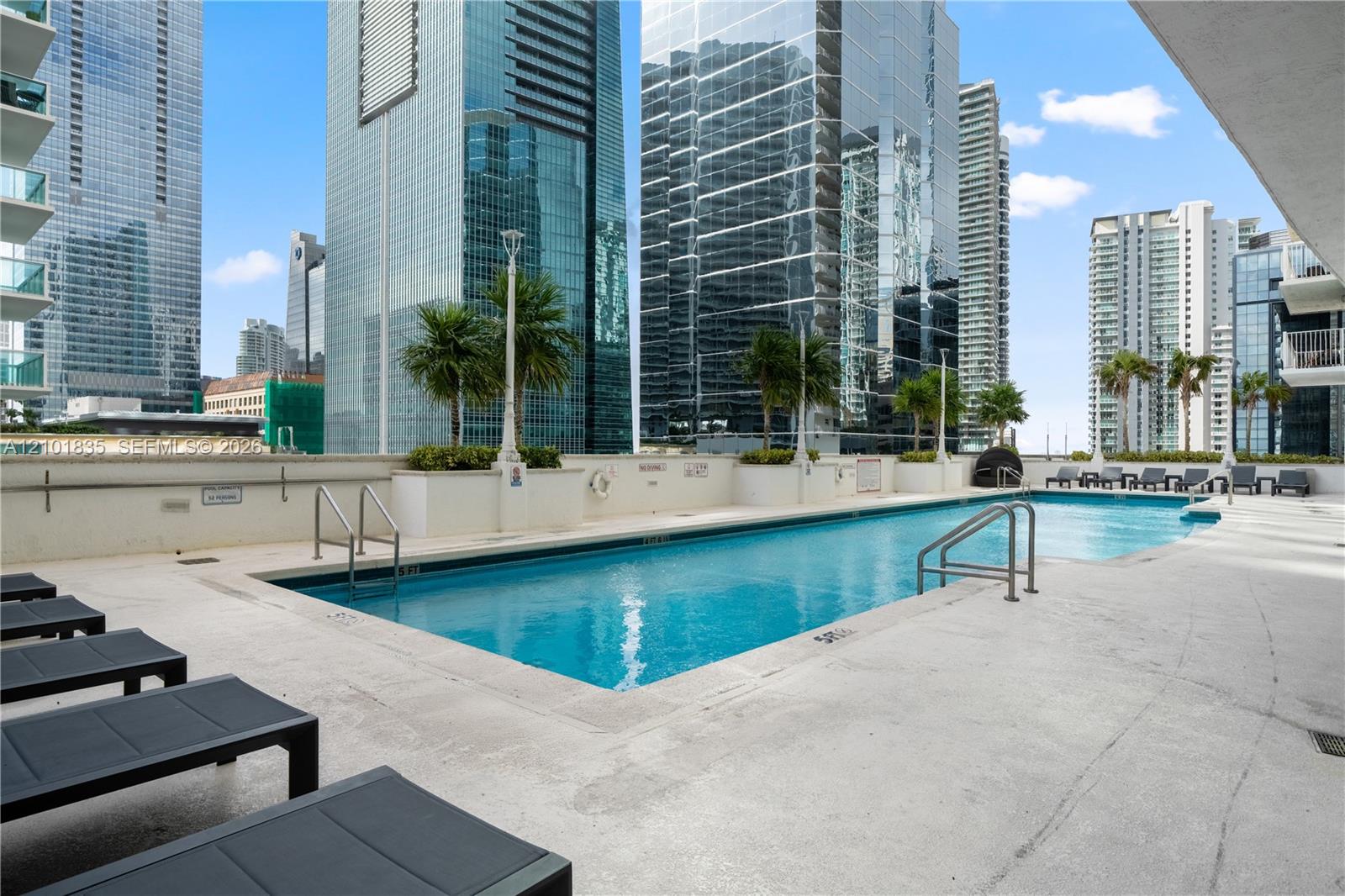 1200 Brickell Bay Drive 1907 Property Photo 20