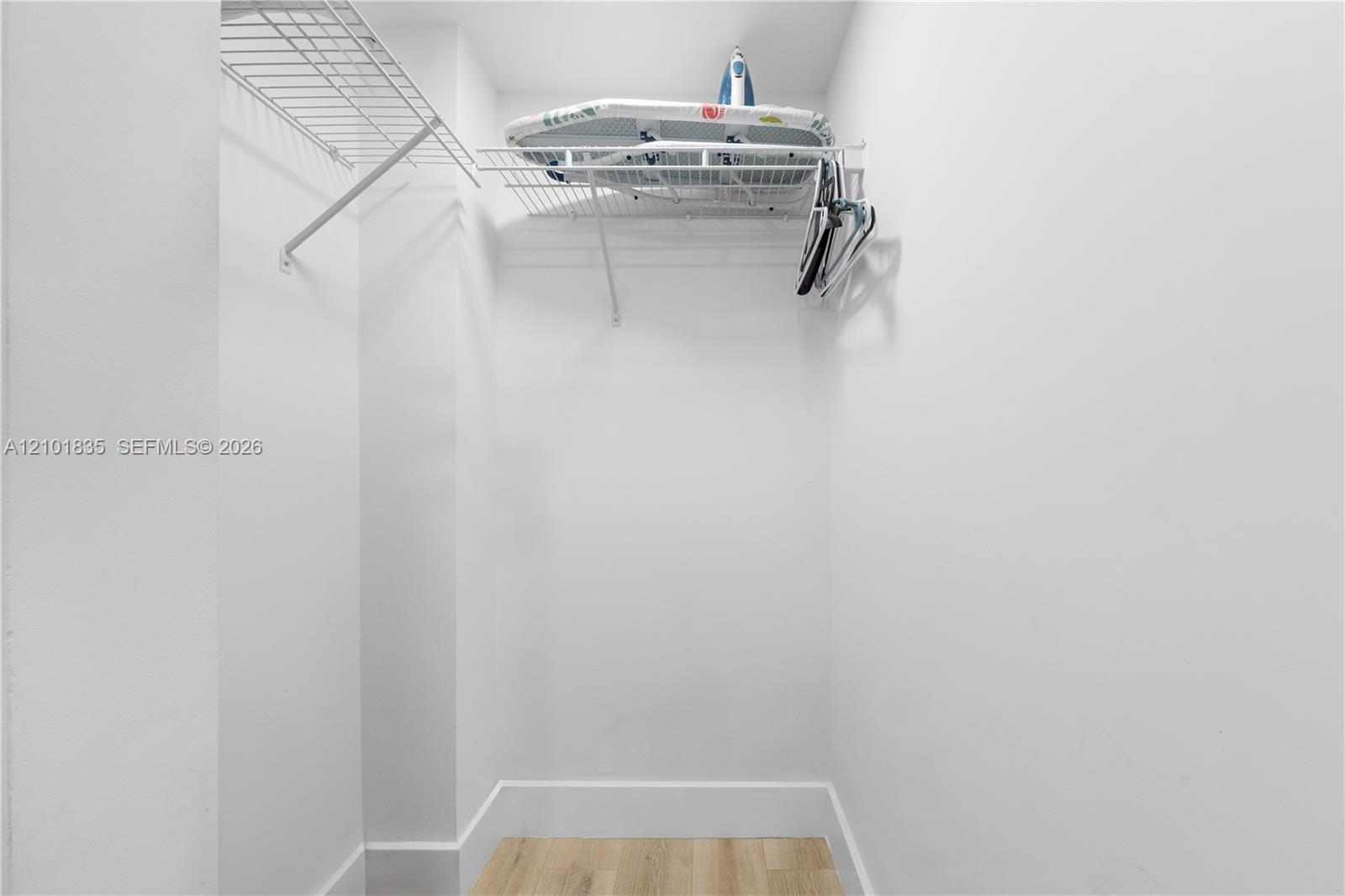 1200 Brickell Bay Drive 1907 Property Photo 27