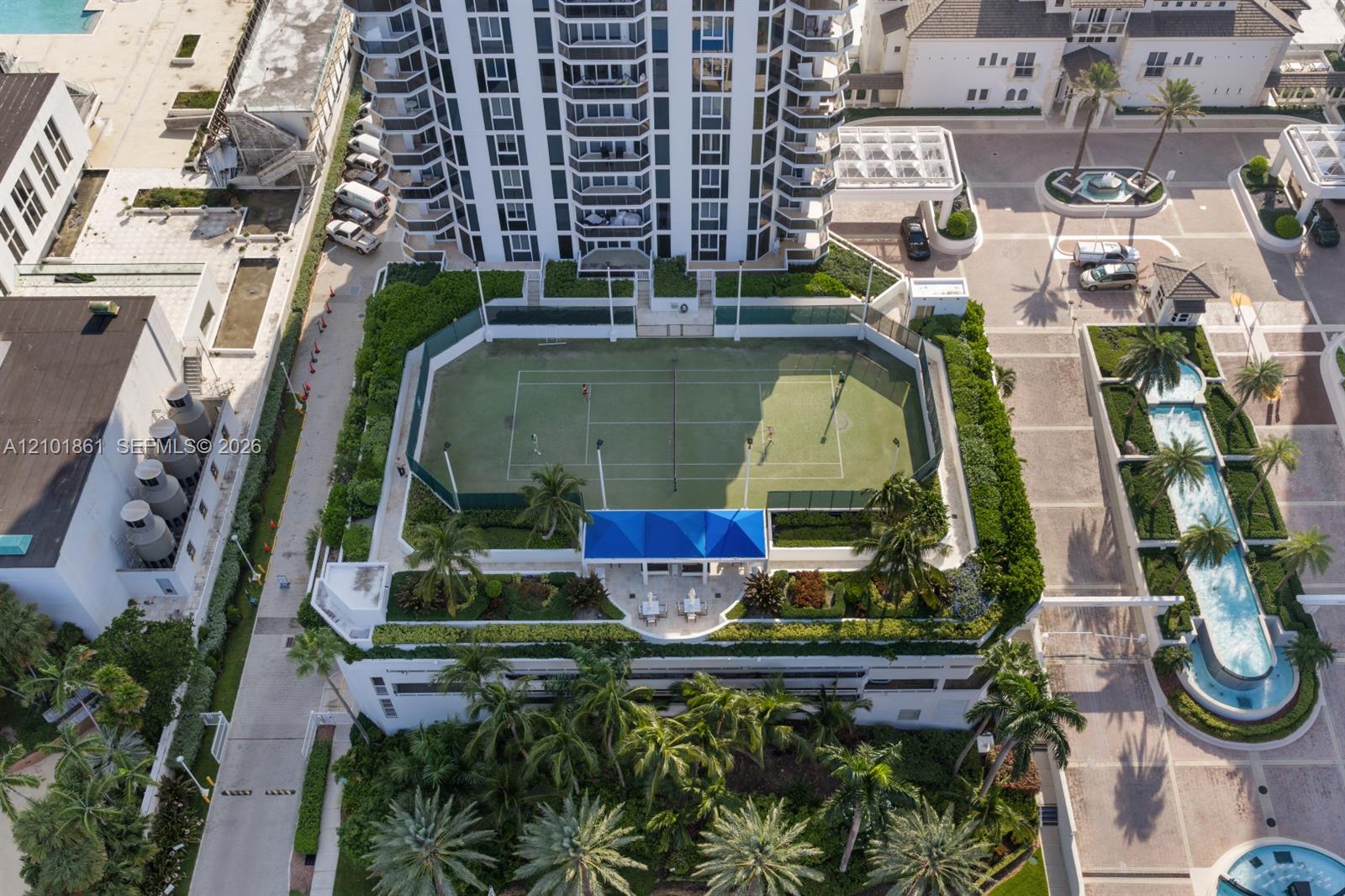 4779 Collins Avenue 1908 Property Photo 7