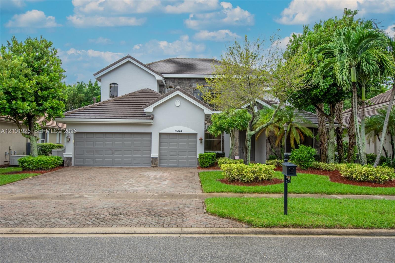 10444 Trianon Place Property Photo 1