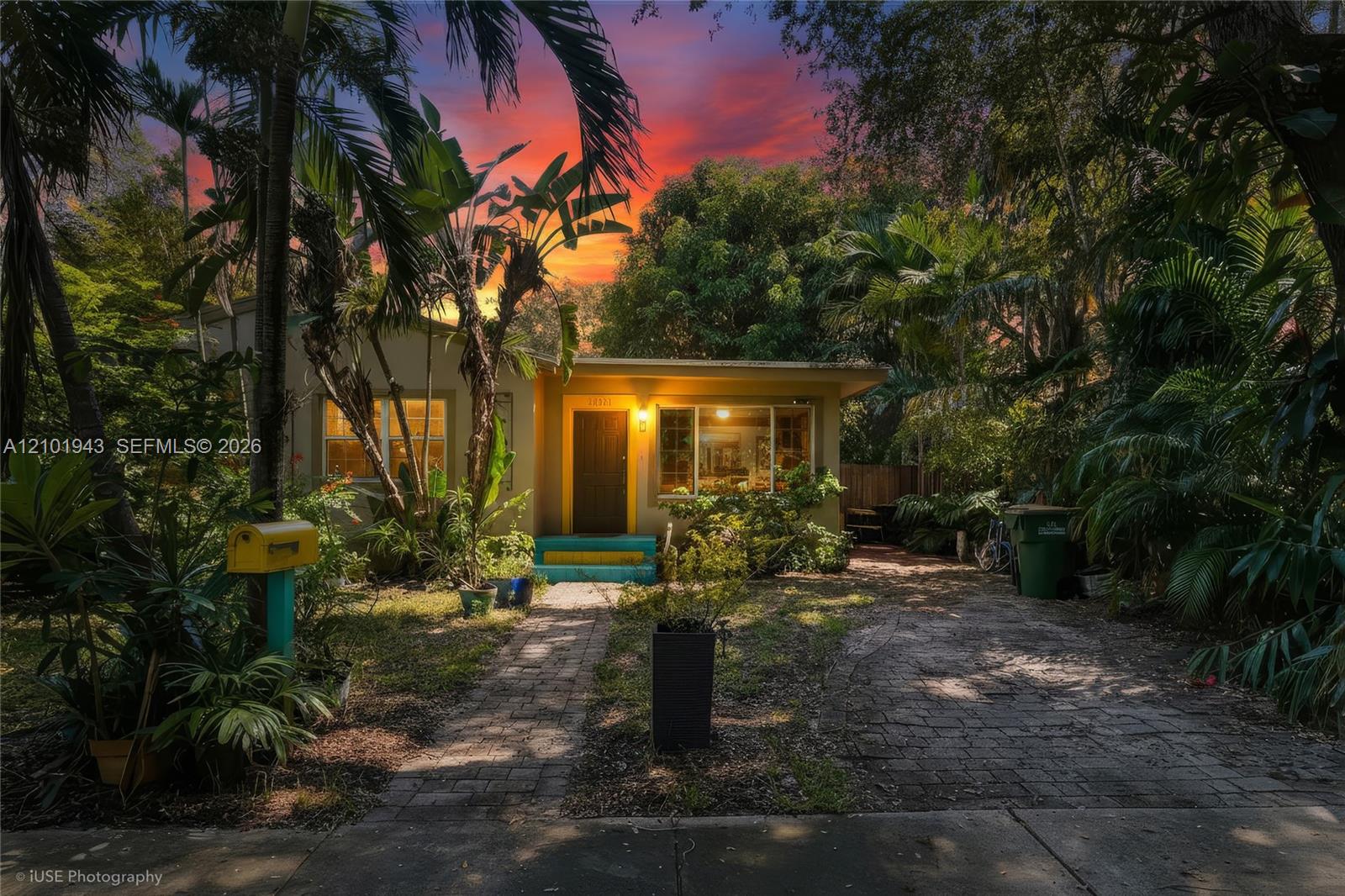 12315 NE 12th Court