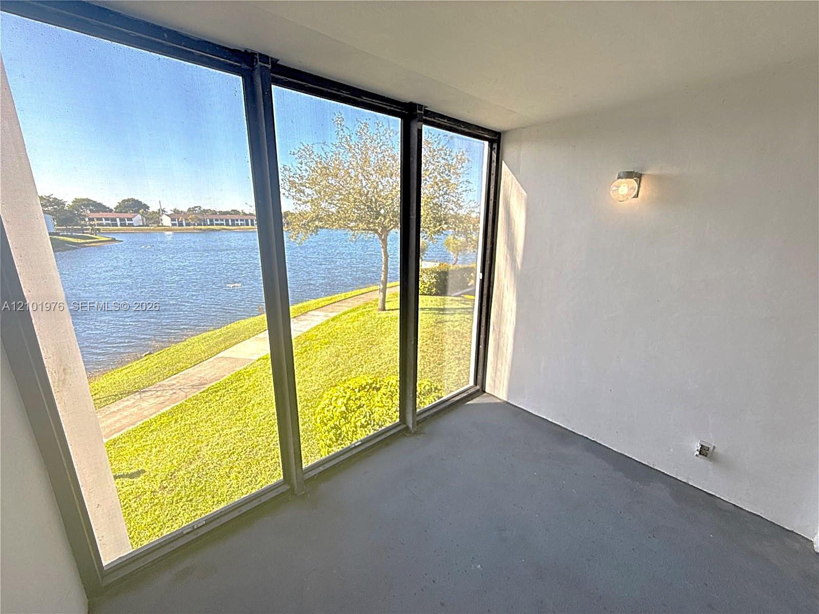 210 Lake Pointe Drive 210 Property Photo 1