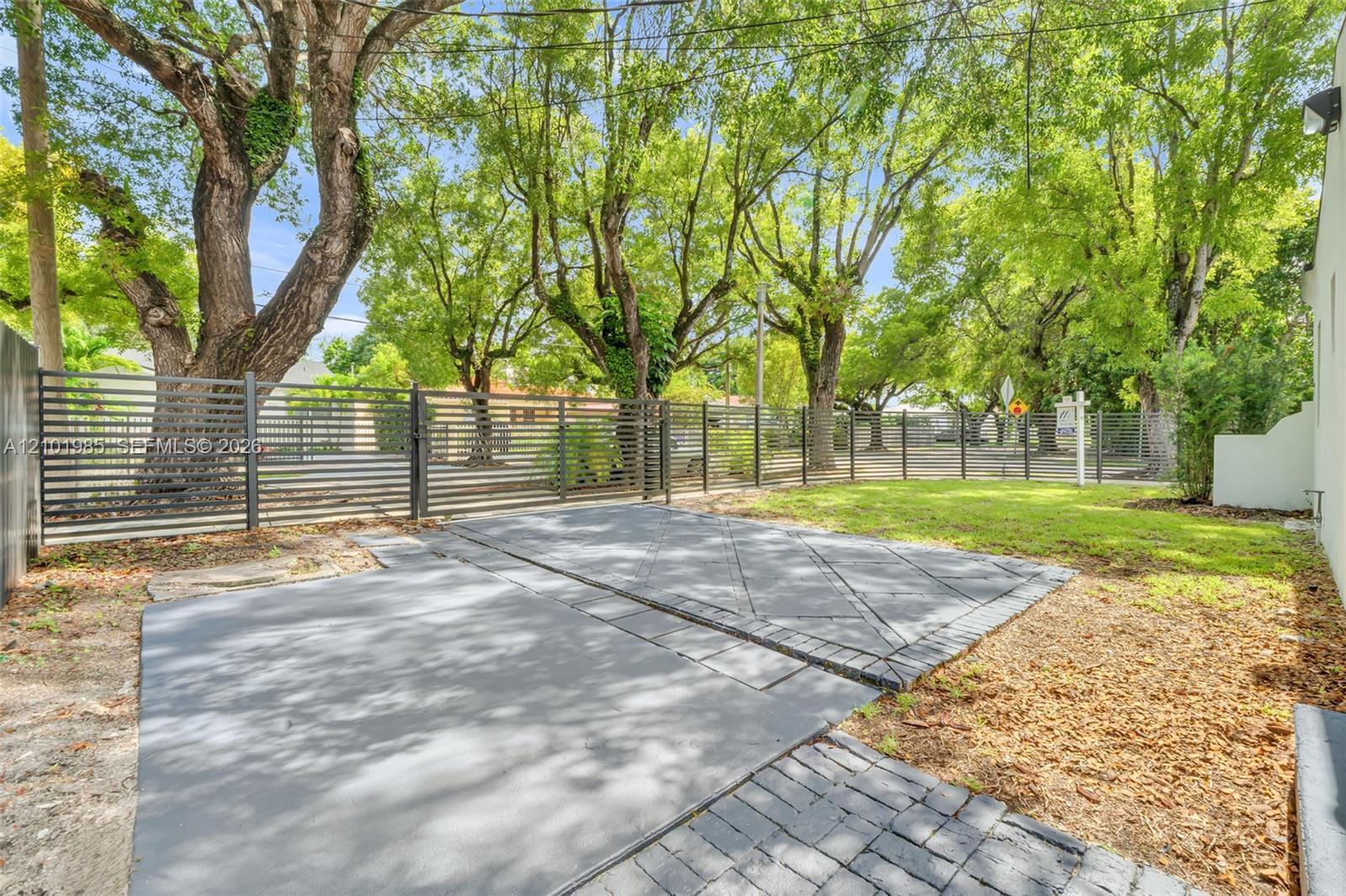 1741 Sw 17th Court Property Photo 34