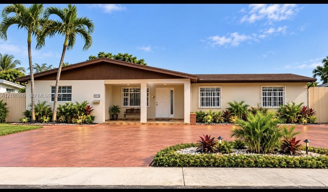 5015 Sw 117th Avenue Property Photo 1