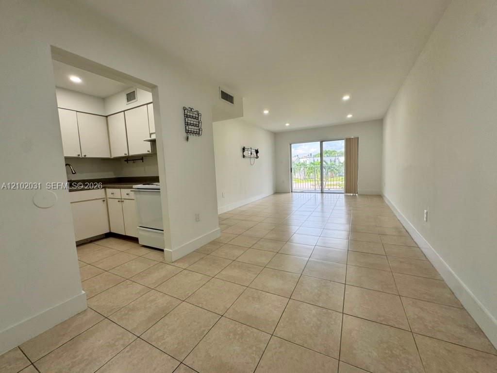 4900 NW 79th Avenue 206 Property Photo 1