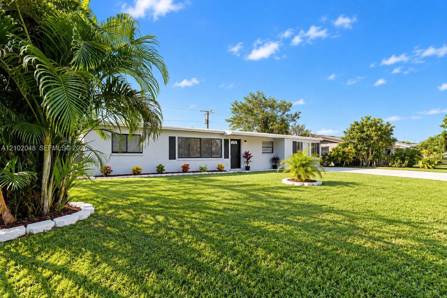 1108 Holland Street Property Photo 1