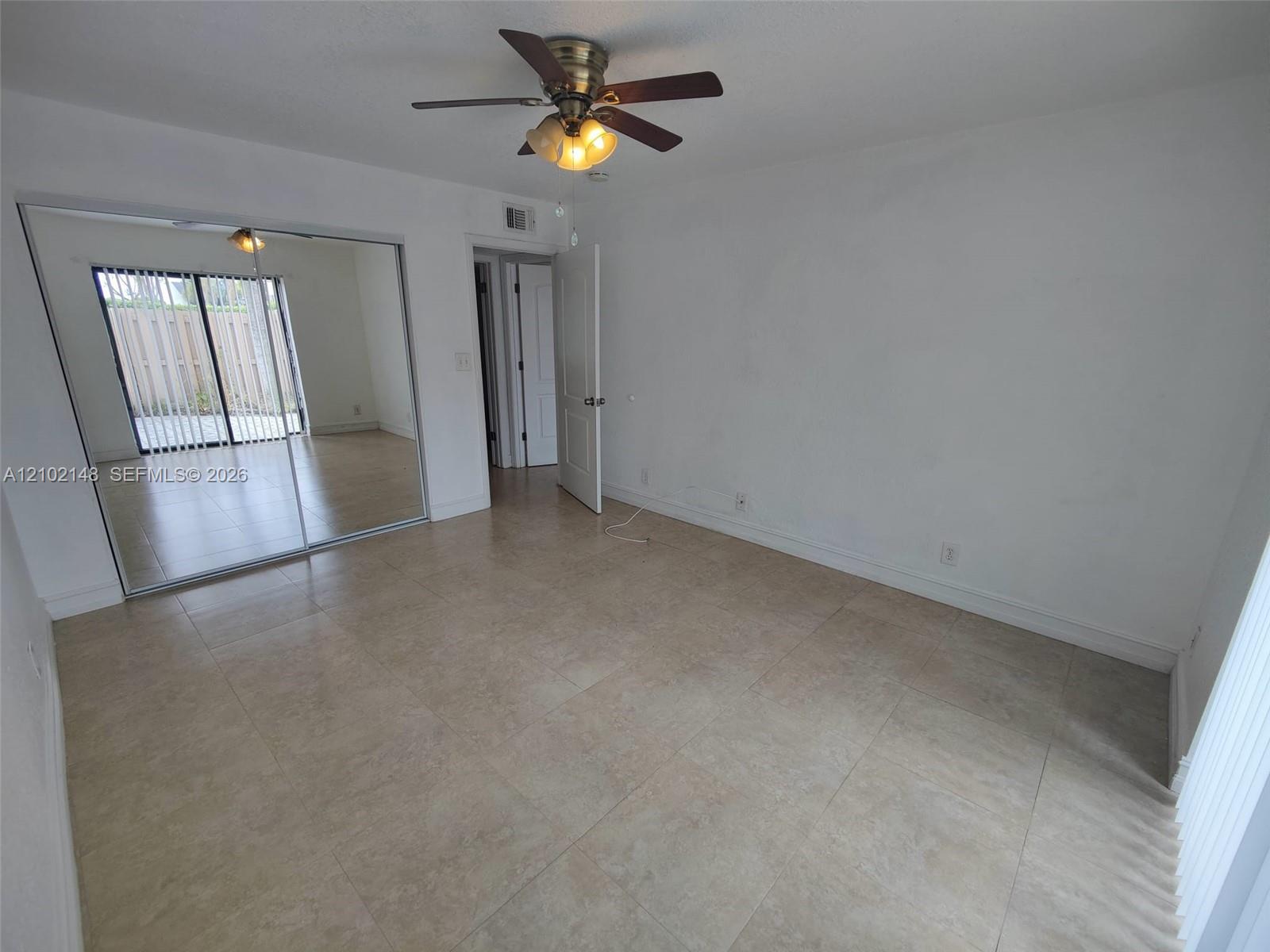 616 Executive Center Drive 107 Property Photo 20