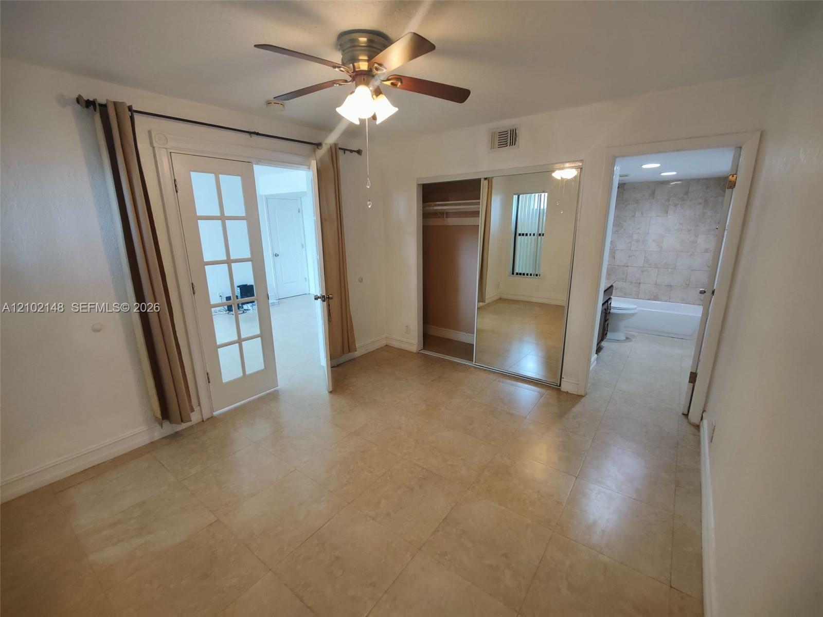 616 Executive Center Drive 107 Property Photo 25