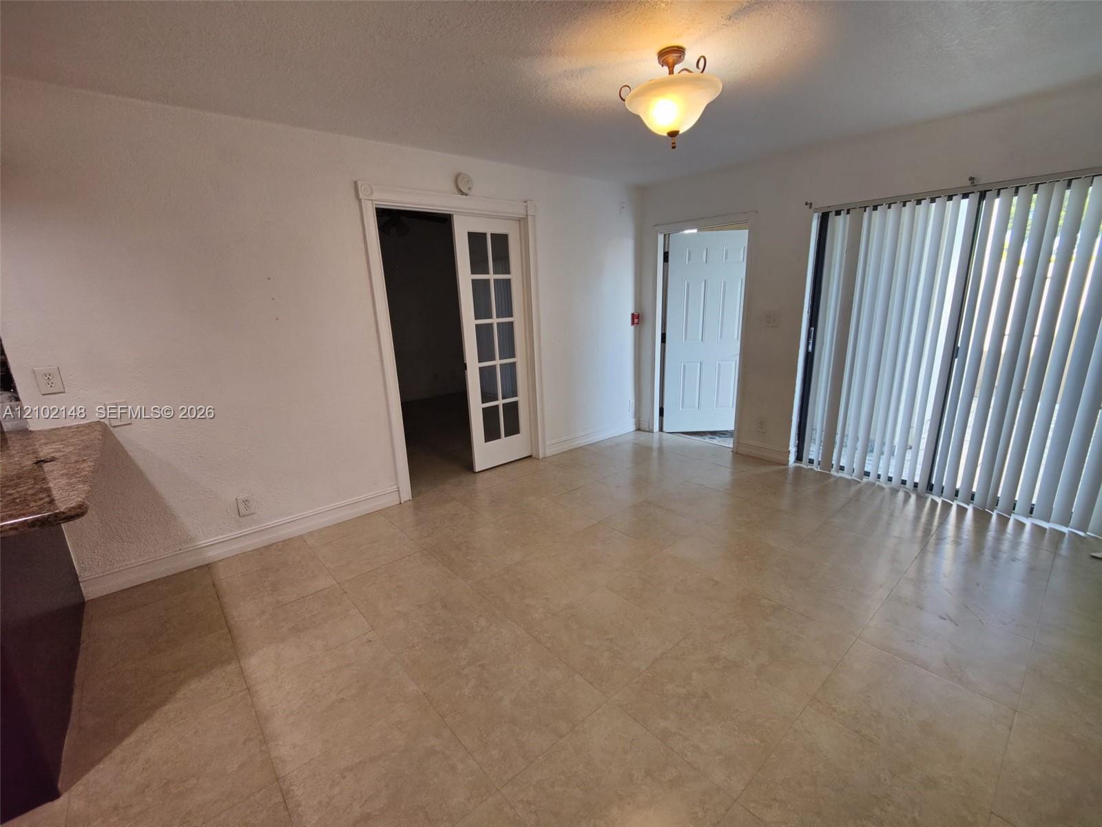 616 Executive Center Drive 107 Property Photo 28