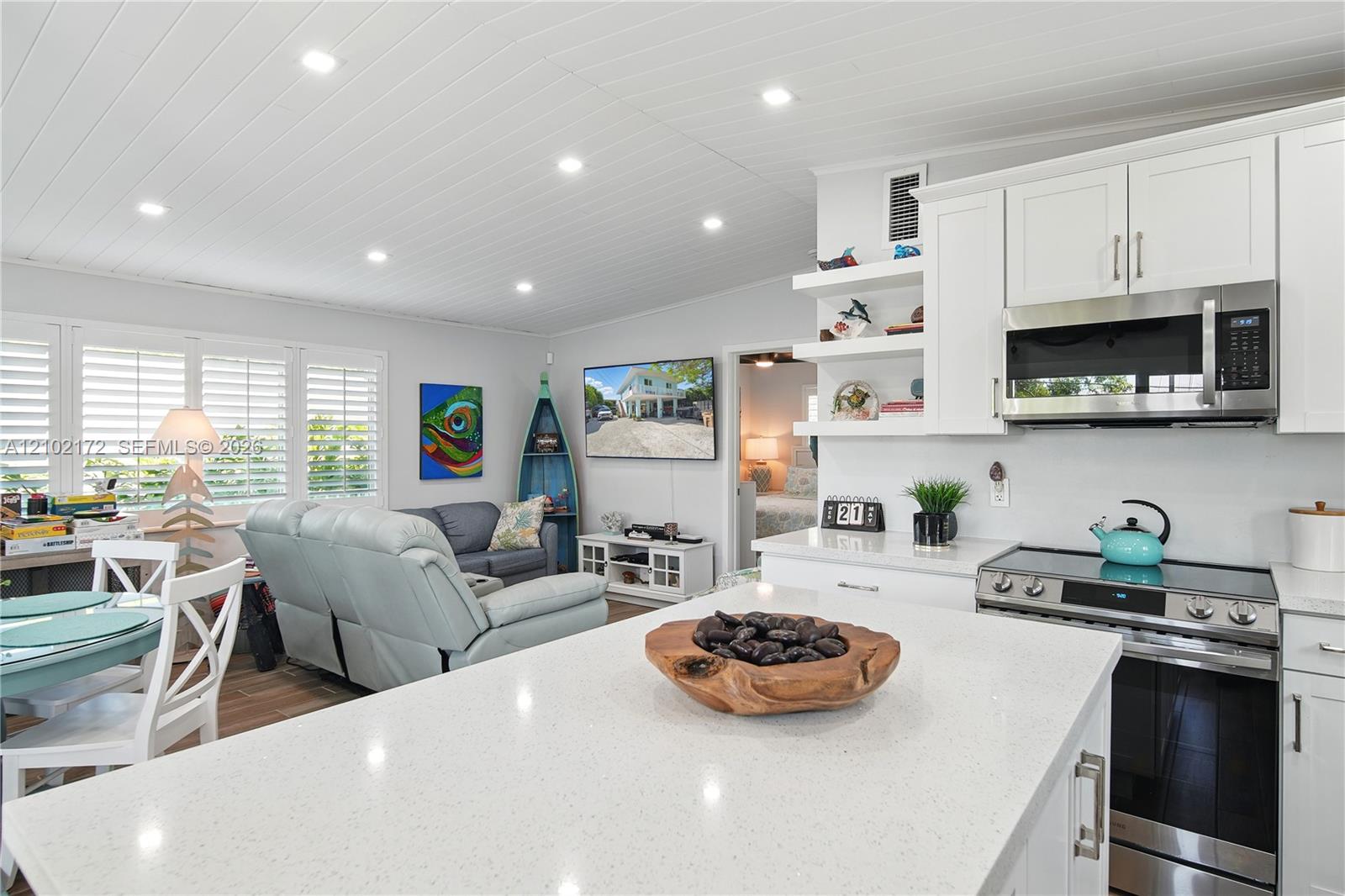 95401 Overseas Highway Property Photo 5