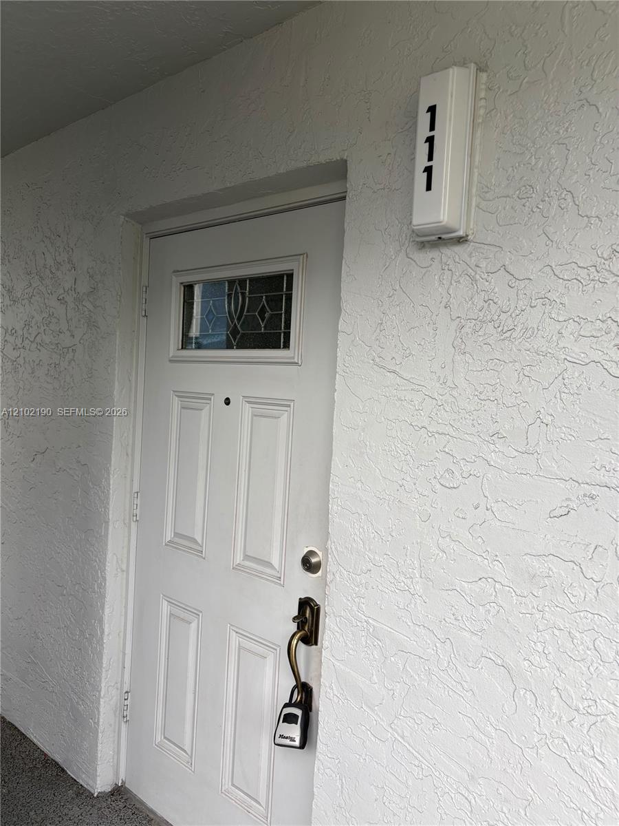A12102190 Property Photo 3