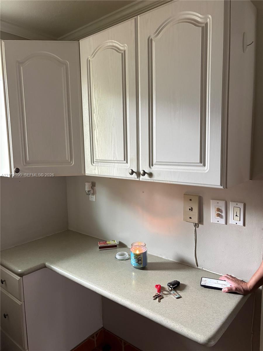 A12102190 Property Photo 8