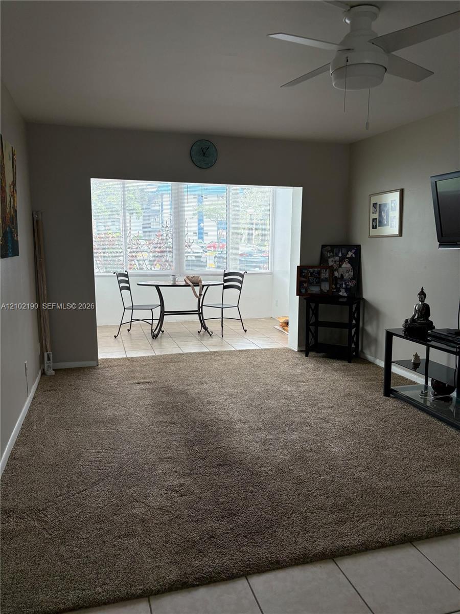 A12102190 Property Photo 14