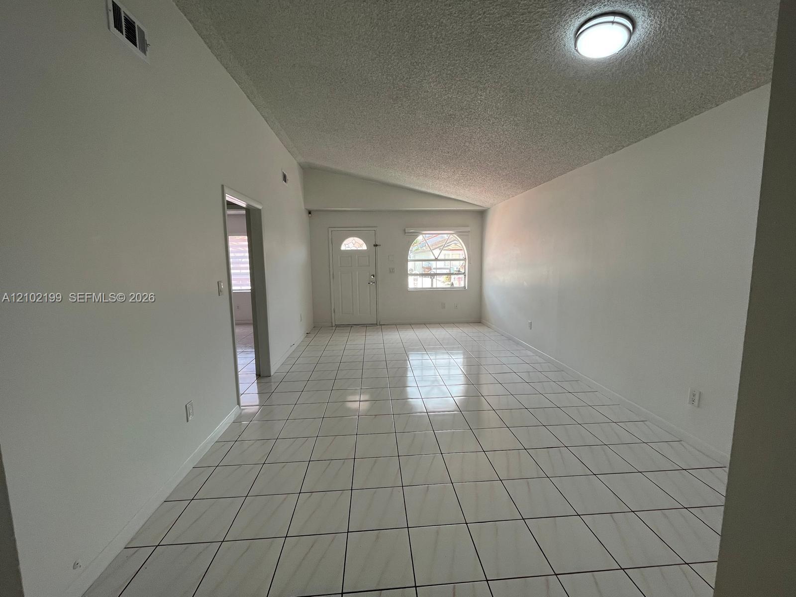 2682 W 74th Terrace Property Photo 5