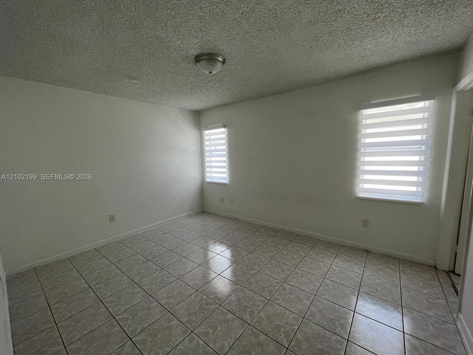 2682 W 74th Terrace Property Photo 13
