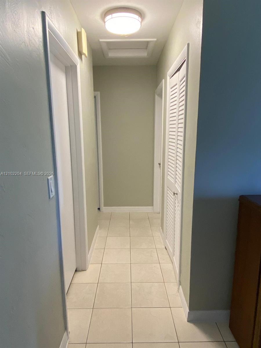 467 W 43rd Place Property Photo 19