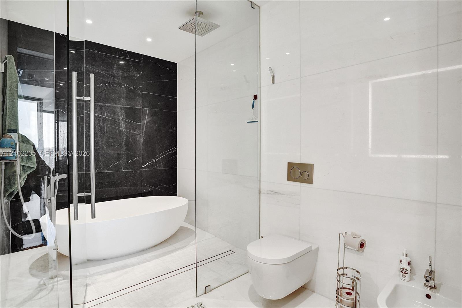 300 Biscayne Boulevard Way 2106w Property Photo 26