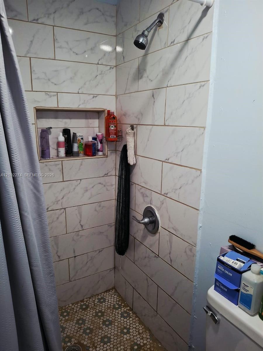 1611 N 69th Way Property Photo 17