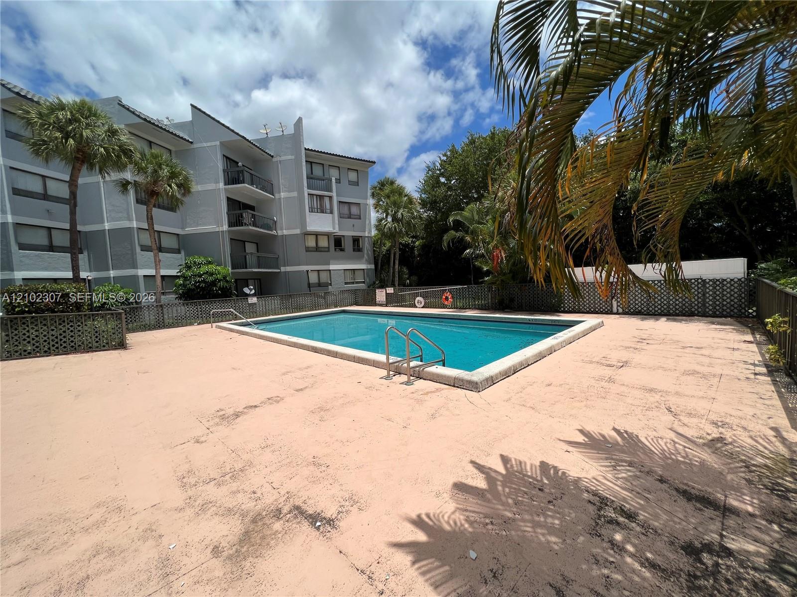 1850 N Congress Avenue 409 Property Photo 19