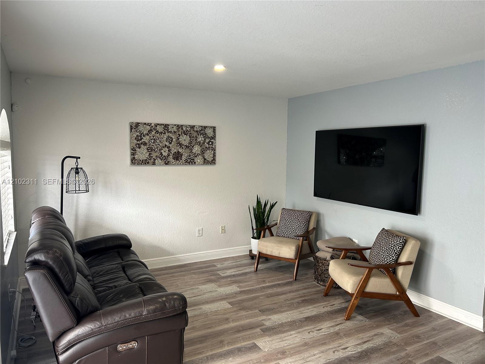 18859 Nw 86th Avenue 3305 Property Photo 4