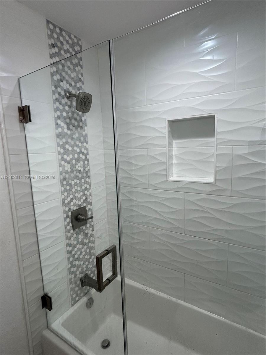18859 Nw 86th Avenue 3305 Property Photo 23
