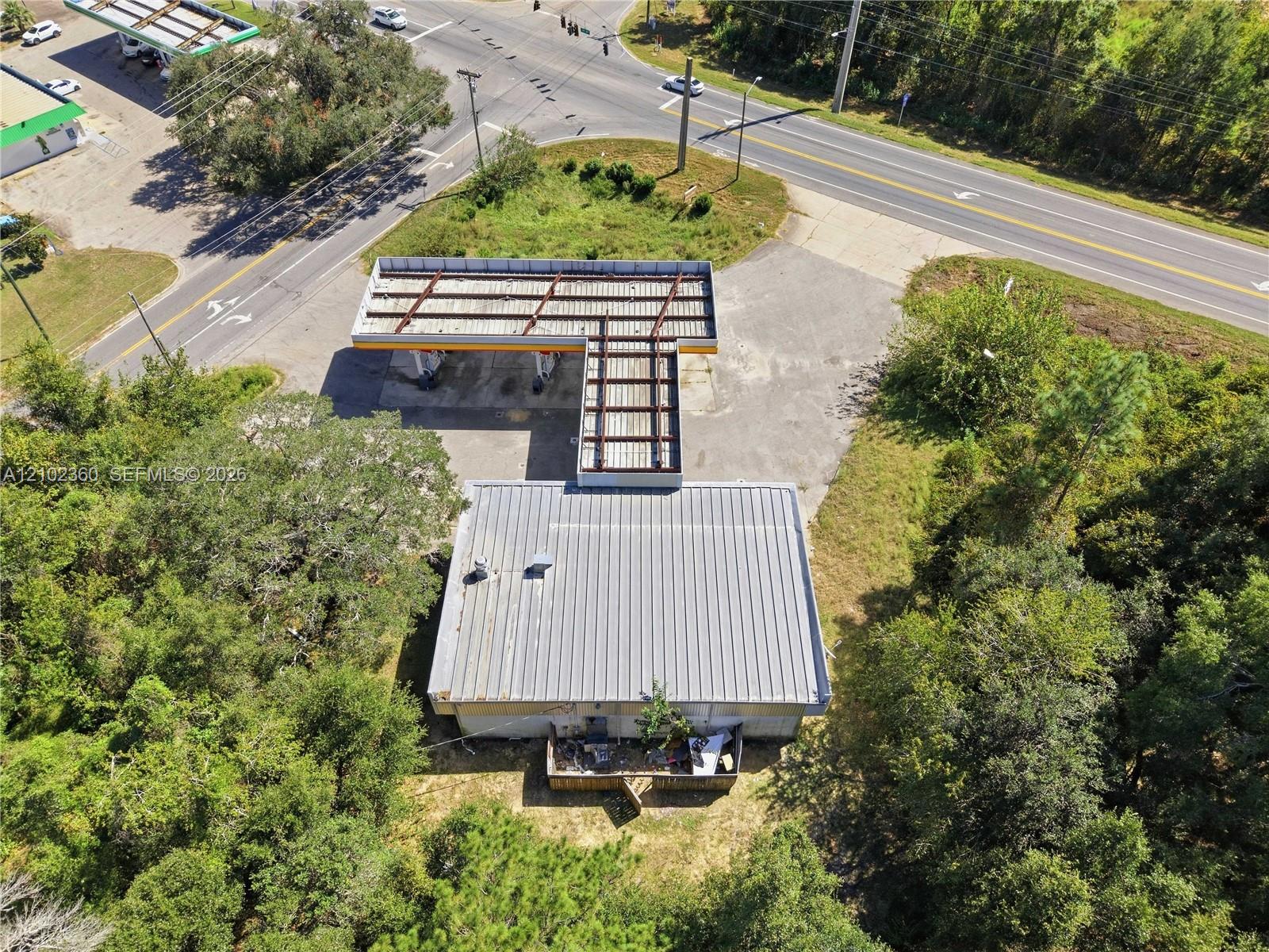 5711 Blountstown Highway Property Photo 7