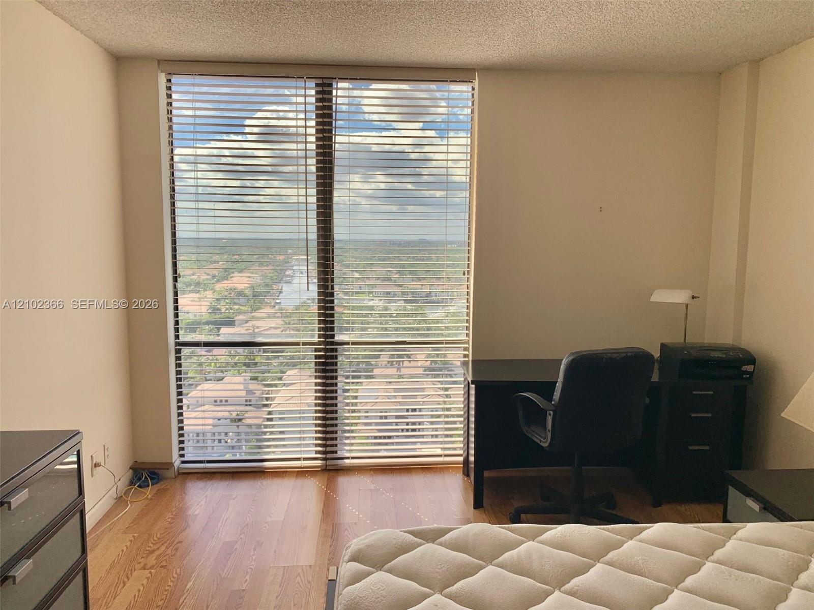 1500 S Ocean Drive 17e Property Photo 22
