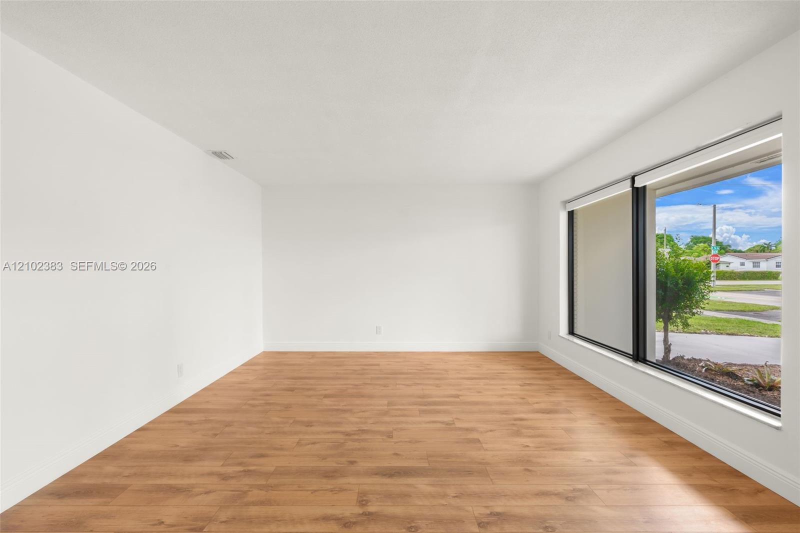 5510 Polk Street Property Photo 6