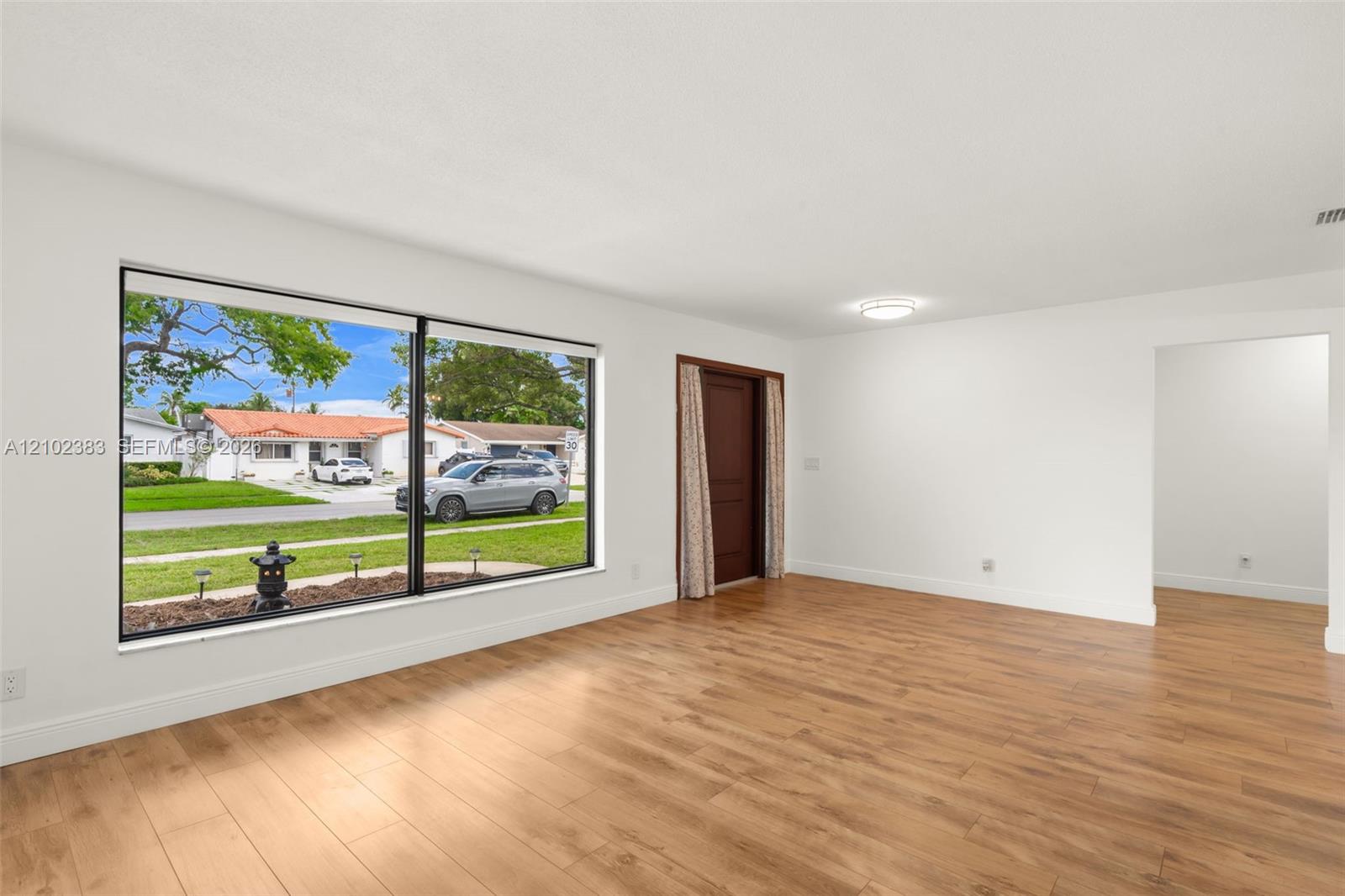 5510 Polk Street Property Photo 7